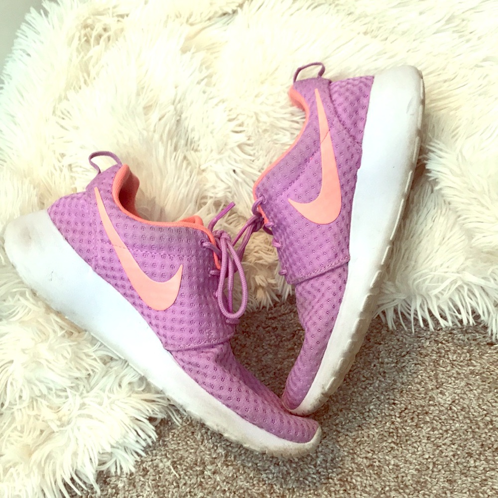 nike roshes size 6